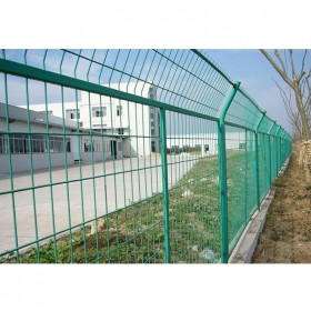 铁丝网围栏 边框防护网 隔离铁丝网 厂家生产销售各类金属丝网 欢迎选购