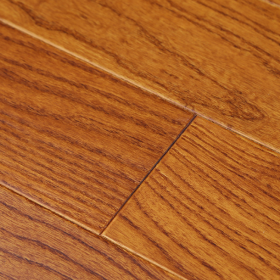 厂家批发橡木多层实木复合地板，适用于室内地热地暖防腐防潮