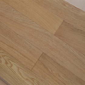厂家批发订制  三层实木复合地板  橡木柞木用室内装修防腐防潮地板