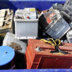 成都蓄电池回收 二手蓄电池回收 废旧电池大量回收
