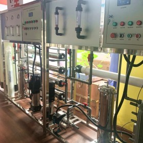 玻璃水生产机器 全套生产线 家庭型设备 禄光捷玻璃水生产