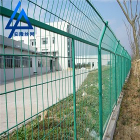 四川高速公路铁路防护框架 护栏网 圈地养殖护栏网 车间框架护栏网
