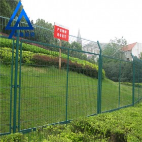 隔离防护 公路铁路护栏网 框架护栏网 带边框护栏网 厂家直供