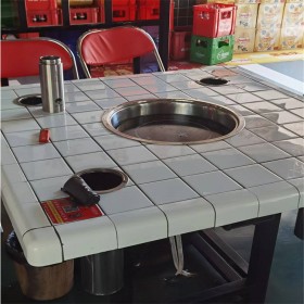 火锅店设备 桌椅 空调 厨具 桌椅回收 成程再生资源上门回收