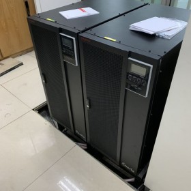 成都 山特UPS电源3C20KS 20KVA/18KW UPS不间断电源 搭配多负载使用， 长机，在线式现货供应