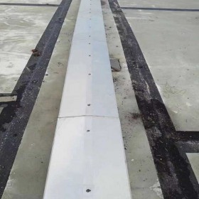 安徽楼顶防水变形缝盖板工厂 不锈钢房屋伸缩缝盖板
