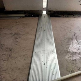 北京专业伸缩缝工厂 供应地面成品不锈钢伸缩缝盖板