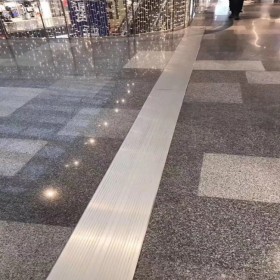 四川地面变形缝生产厂家定做铝合金地面变形缝盖板防滑型