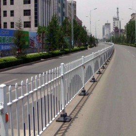 【金恒达】成都防撞护栏生产厂家定制交通设施防撞护栏 安全隔离护栏