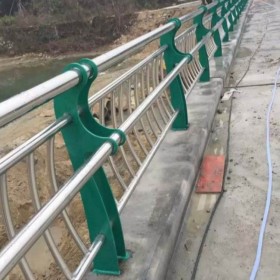 成都不锈钢复合管护栏生产厂家批发定制不锈钢复合管河道护栏