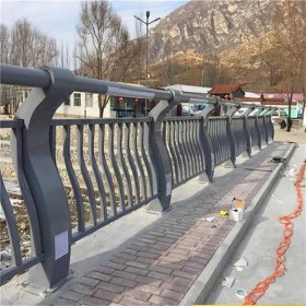 重庆河道景观桥梁护栏生产厂家定制不锈钢桥梁防撞护栏