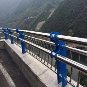 昆明桥梁防撞护栏批发定制不锈钢桥梁复合管护栏