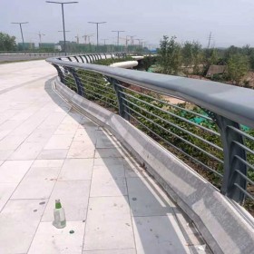 重庆市政防撞护栏 新型桥梁不锈钢栏杆