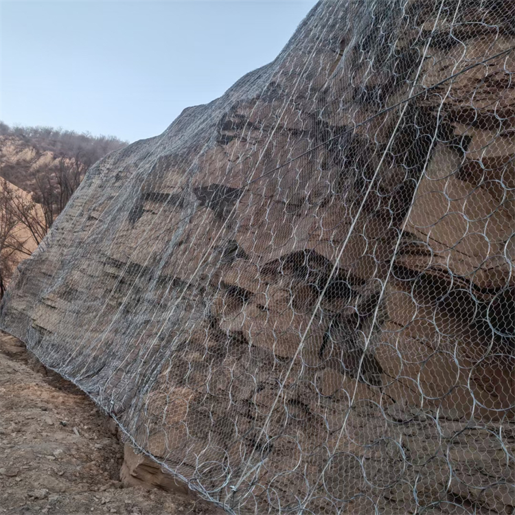 主动边坡防护网 帘式山体护坡网 拦石网 高强度钢丝格栅网