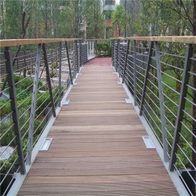 融昌达公园景区园林景观防腐木栏杆护栏 高强度 耐腐蚀 不变形