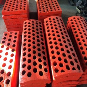 重庆厂家直销批发破碎机保护衬板 耐磨钢漏板高锰钢筛板