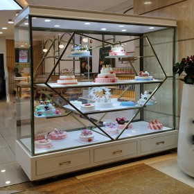 四川展柜 货架 展示柜 多层蛋糕柜 蛋糕模型柜  厂家定制