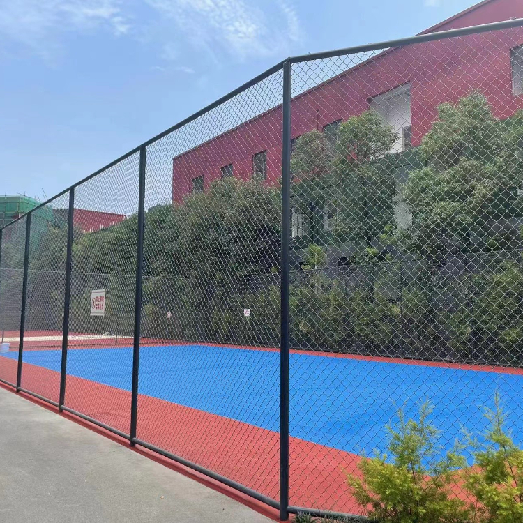 篮球场围栏网 球场护栏 运动场围网铁丝网  支持定制