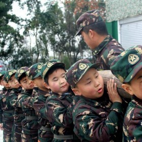 遂宁--军事夏令营--少年儿童夏令营机构价格