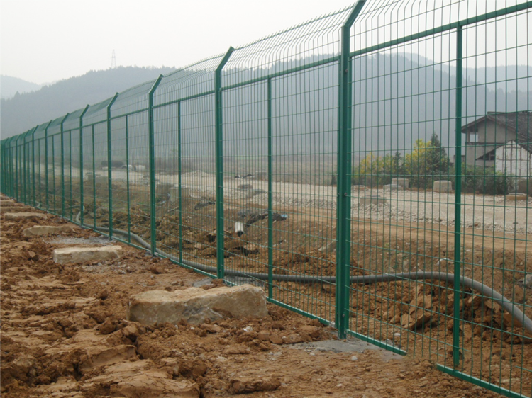成都建工天府新区分公司天府地段初步规划建设围栏网