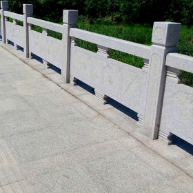 水泥仿石栏杆 河道桥梁安全防护栏批发 市政道路混凝土装饰仿石栏杆