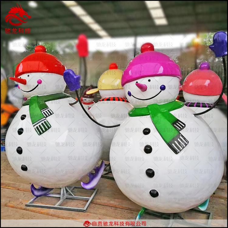 圣诞节雪人雕塑商场景区雪人美陈道具四川玻璃钢雕塑模型摆件定制