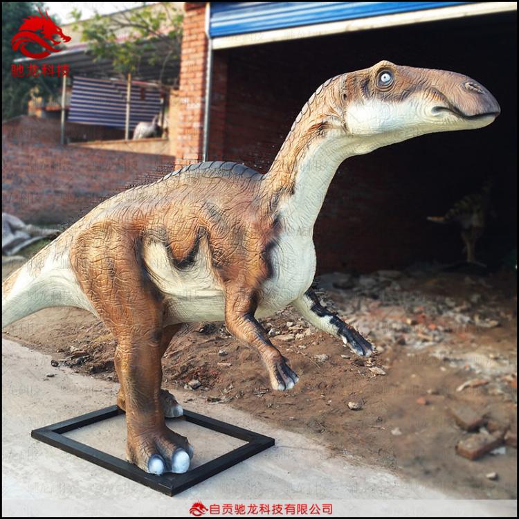 仿真慈母龙鸭嘴龙玻璃钢树脂雕塑公园景区博物馆科普仿真电动橡胶恐龙