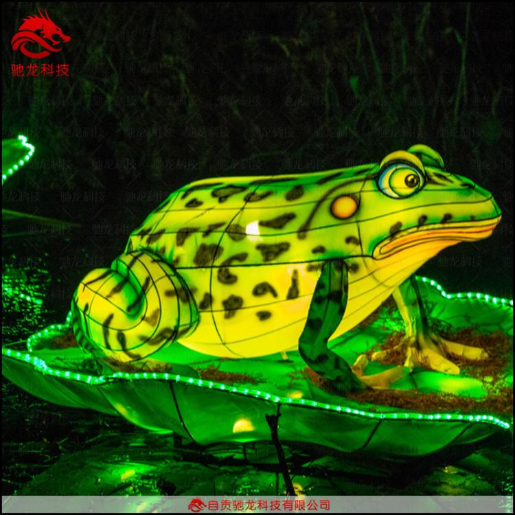 青蛙造型花灯动物灯笼定制灯光节美陈荷花彩灯艺术装置设计制作公司