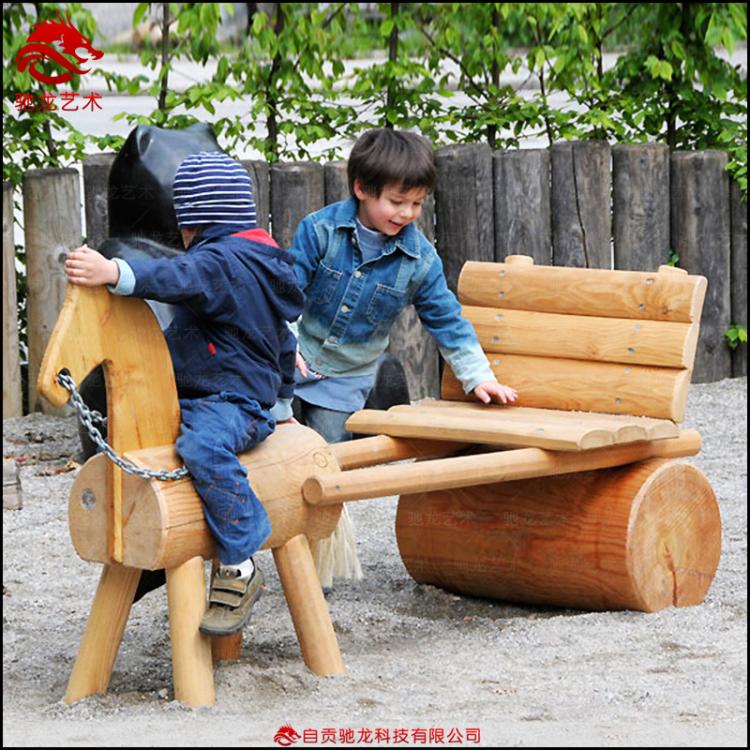 小马拉车木质游乐设备无动力游艺设施木质造型工艺品美陈定制公司