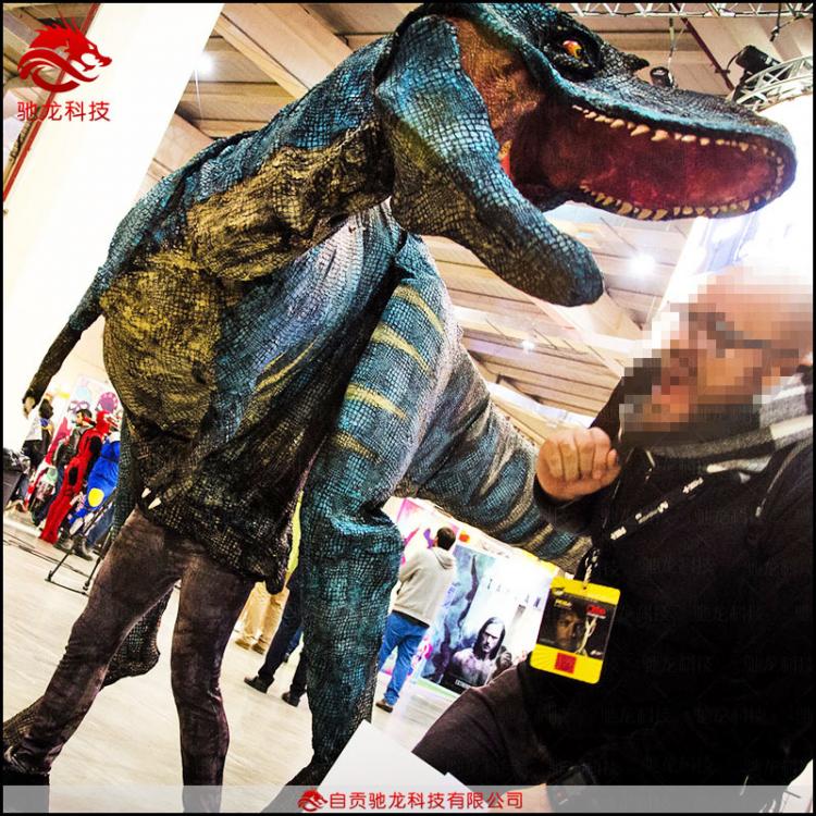 仿真恐龙表演服藏人恐龙皮套怪兽机模表演道具商场人气楼盘活动