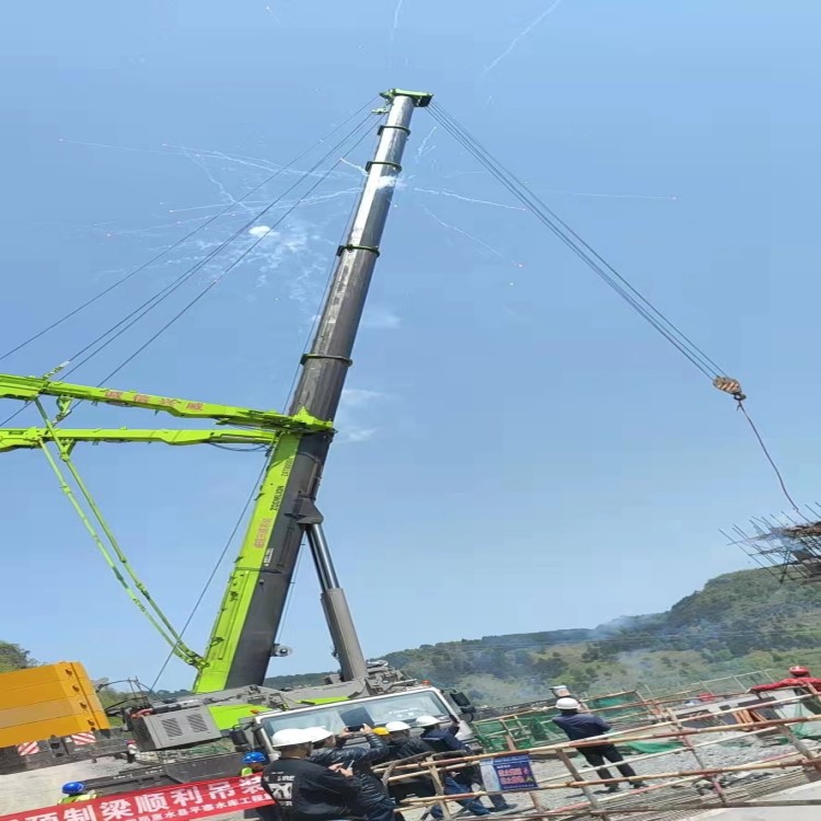 100-200吨汽吊车 吊装平台运输车玻璃高楼 全地面起重机出租