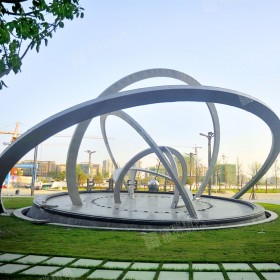 富瑞精典商场镜面不锈钢雕塑圆球造型广场公园雕塑设计生产制作