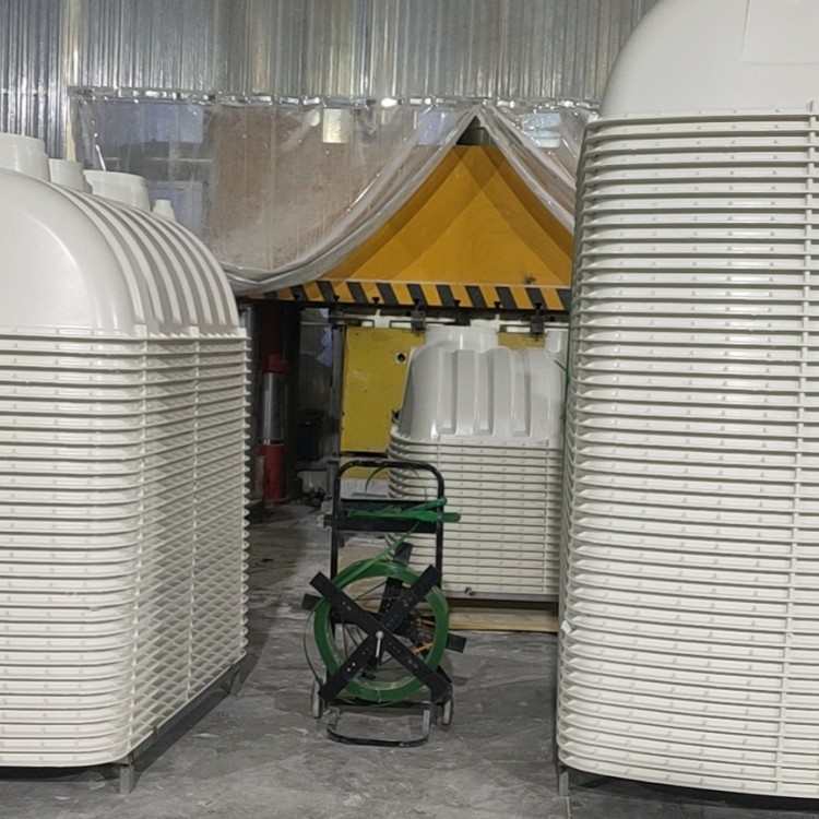 出售玻璃钢化粪池1.5立方 模压化粪池农村厕所改造制定产品固地环保