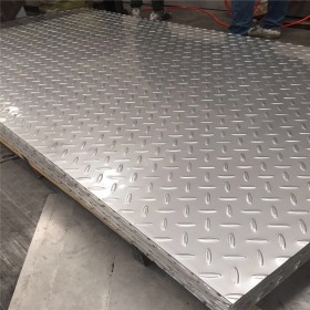 厂家直销 楼梯踏板防滑耐压花纹板 Q235B花纹钢板 镀锌花纹板可定尺加工