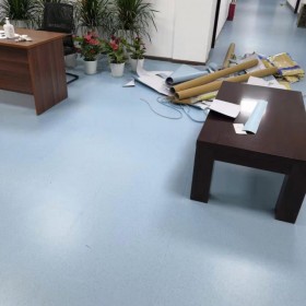 成都PVC防静地板厂家 地板胶施工 PVC抗静电地板革批发