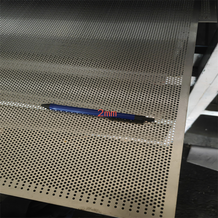 镀锌冲孔网 圆孔筛网 耐腐蚀抗高温网板 可定制 异形孔 送货上门