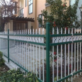 成都锌钢护栏 隔离铁艺护栏栅栏网 厂家加工定制 小区围墙护栏