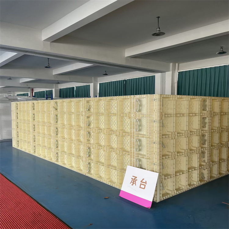 鸿易金属 现浇桥梁塑料模板 施工使用 组合大平面模版 支持定制 耐用坚固