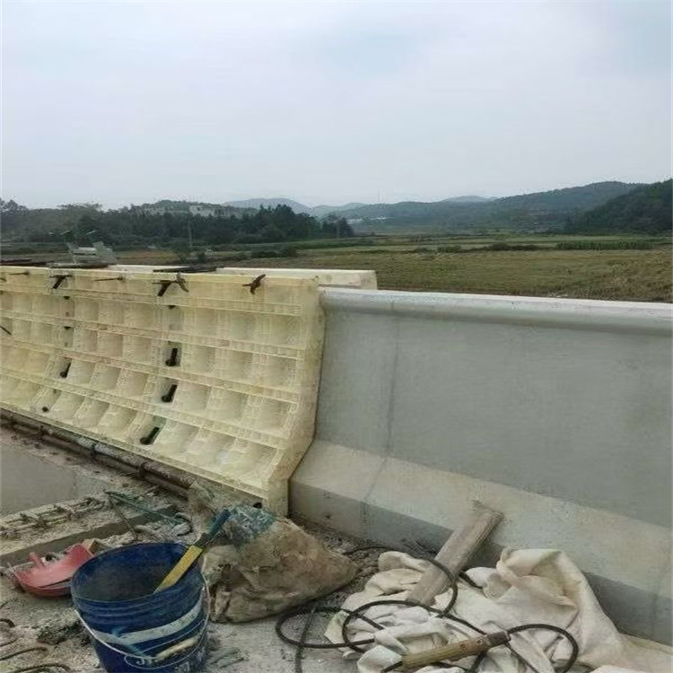 鸿易金属 塑钢模板 矩形现浇塑料模板产品图片 支持定制 耐用坚固