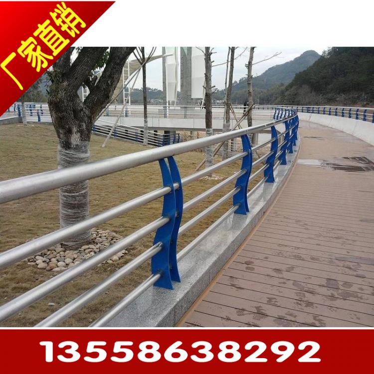 贵州不锈钢复合管栏杆 供应桥梁栏杆 钢板立柱 不锈钢栏杆批发 桥梁用不锈钢栏杆