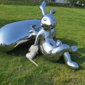 四川定制不锈钢兔子 不锈钢镜面雕塑 来图定制室外装饰不锈钢雕塑摆件