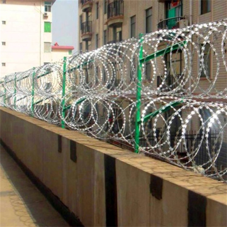 防盗网 镀锌美格网护栏网 隐形防护网钢丝网外架安全防护防腐蚀