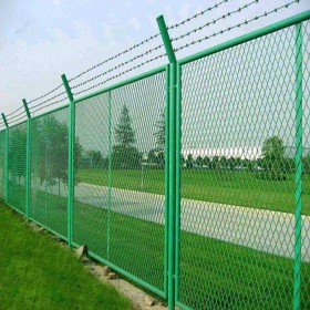 双边丝防护网 低碳钢丝双边丝护栏网 圈羊养殖网 不易磨损