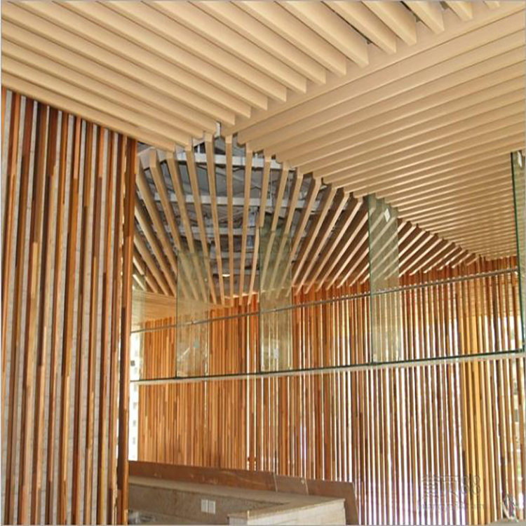 成都铝方通定制厂家 铝天花吊顶 室内吊顶木纹铝方通