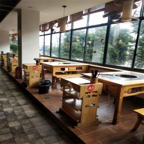 火锅桌椅回收    四川餐饮设备回收火锅店设备回收
