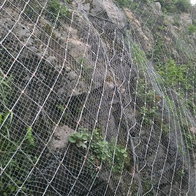 sns边坡防护网 菱形边坡防护网 路基边坡防护网 圣森防护网