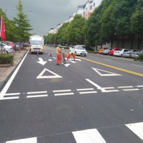 新灵鑫 热熔反光型道路标线涂料道路标线施工 马路高速
