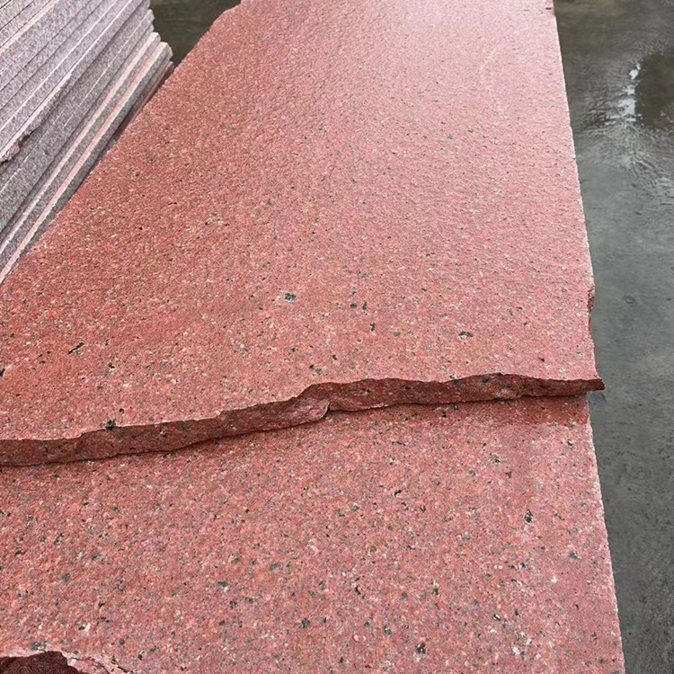 中国红石材火烧面 屋面装饰石材 荥经国建厂家直供