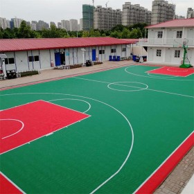 胜飞康体悬浮式拼接地板直供 悬浮地板篮球场专用 幼儿园悬浮地板 室外拼装