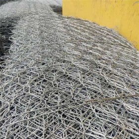 织网镀锌石笼网 生产镀锌石笼网挡土墙 供应镀锌石笼网挡土墙